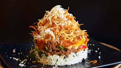 Kimchi Bulgogi Rice 'Tower' And Fried Chicken The Best Things At Pizza Maru