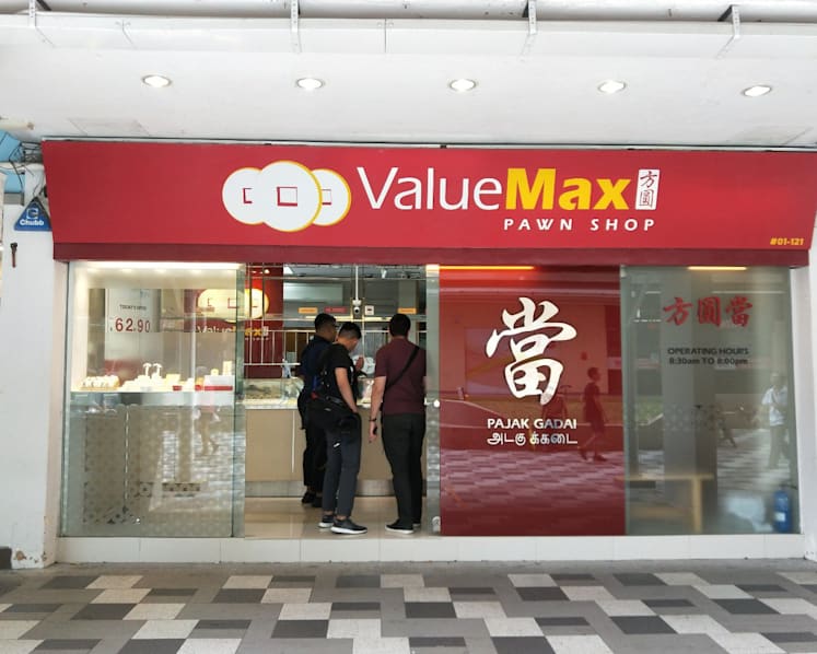 Man, 67, charged with attempting to rob Bedok pawnshop with chopper
