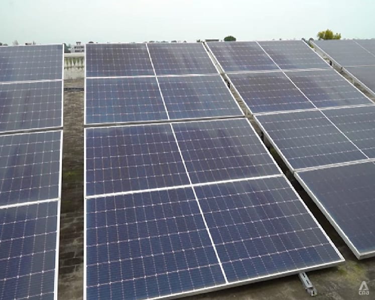 Pakistan’s solar boom cushions energy crisis amid supply disruptions and price hikes