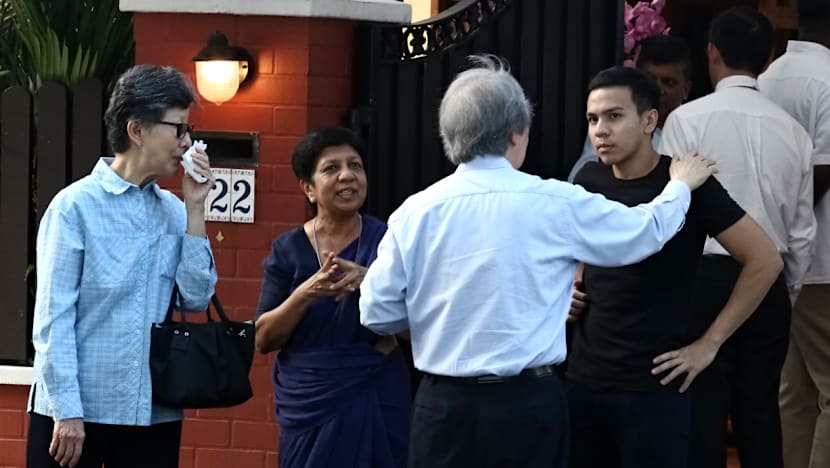 PM Lee, family and friends pay respects to S R Nathan