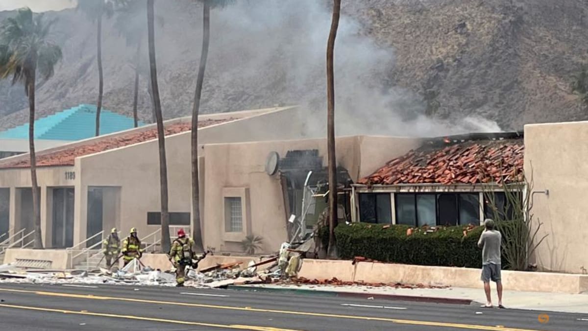 Bomb at fertility clinic in California kills one