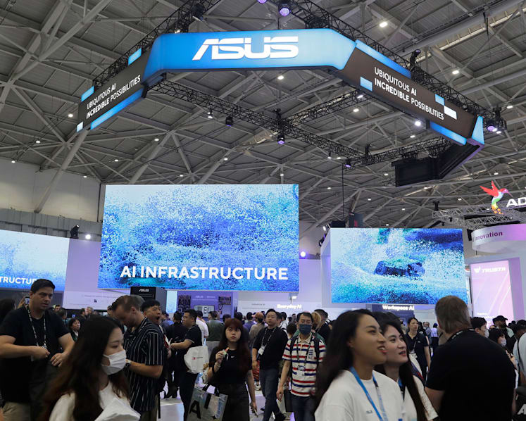Commentary: Consumer AI gadgets will come with a whimper, not a bang