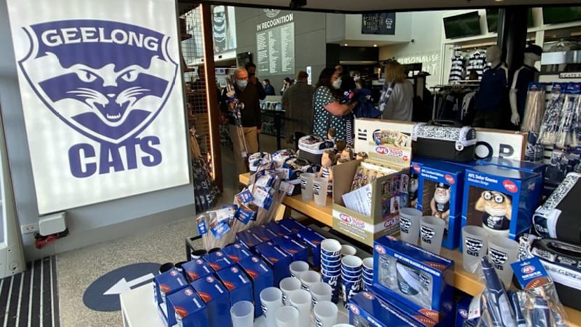 Australian Rules-Geelong fined $100,000 for concussion waiver with player