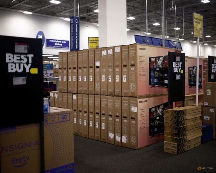 Best Buy forecasts upbeat sales as AI gadgets boost demand; shares rise