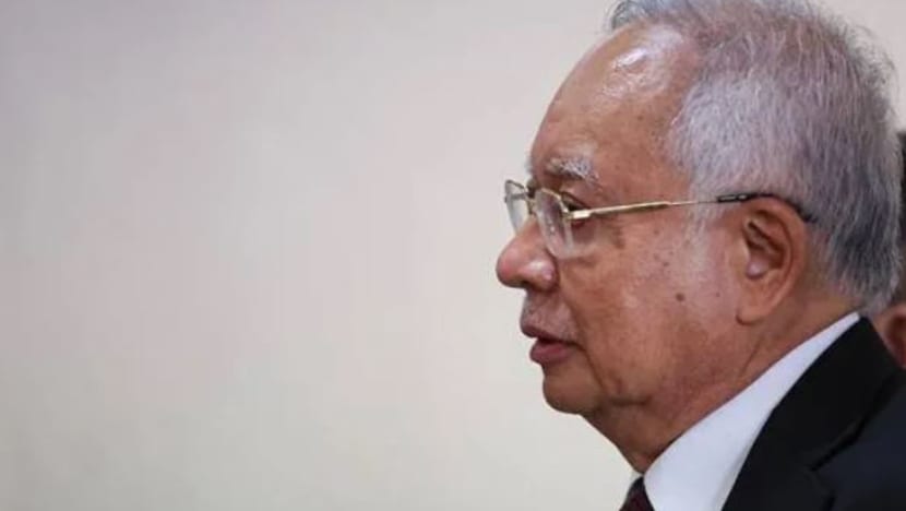 Najib perlu kemuka permohonan baharu jika ingin jalani hukuman penjara di rumah Najib perlu kemuka permohonan baharu jika ingin jalani hukuman penjara di rumah