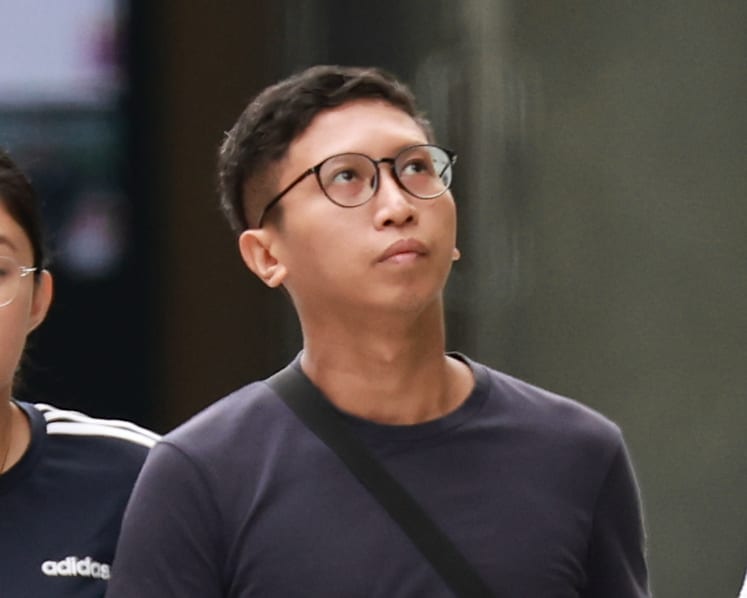 16 months' jail for restaurant manager who had sex with 14-year-old part-timer in a booth at their workplace