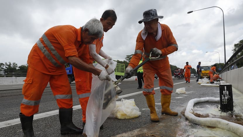Oil spill on BKE causes massive road disruption