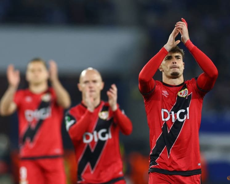 Chelsea sign defender Chavarria from Rayo Vallecano on five-year contract
