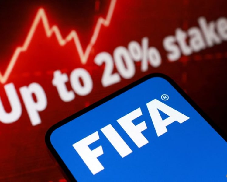 UK finance minister says FIFA's World Cup sale plan is collapsing