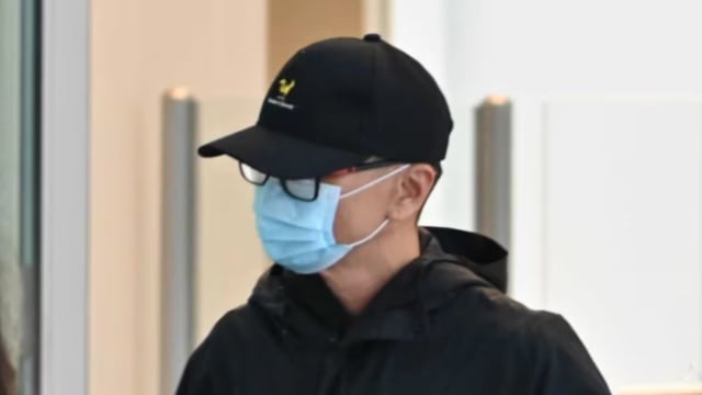 酒后闯南大宿舍非礼女学生 停职空军中校认罪