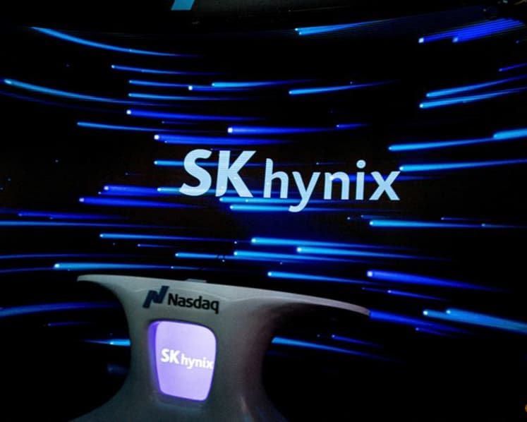 SK Hynix union finalising preliminary wage deal, source says