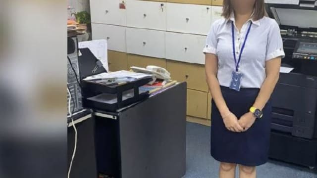 马国女子裙子不够长被拒进办公楼 保安已被停职