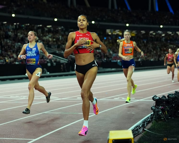 Werro outpaces Hodgkinson to win inaugural Ultimate Championship 800m title