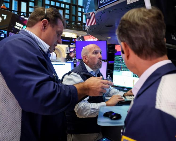Trading Day: Burn, baby, burn