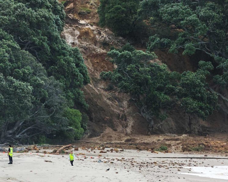 Multiple people missing after landslide at New Zealand campsite