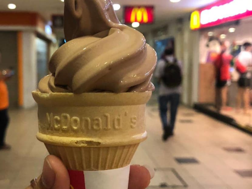 hershey's soft serve ice cream maker