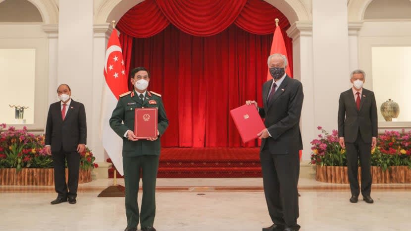 Kerjasama lebih mendalam penting bagi S'pura, Vietnam untuk pulih dari pandemik COVID-19 Kerjasama lebih mendalam penting bagi S'pura, Vietnam untuk pulih dari pandemik COVID-19