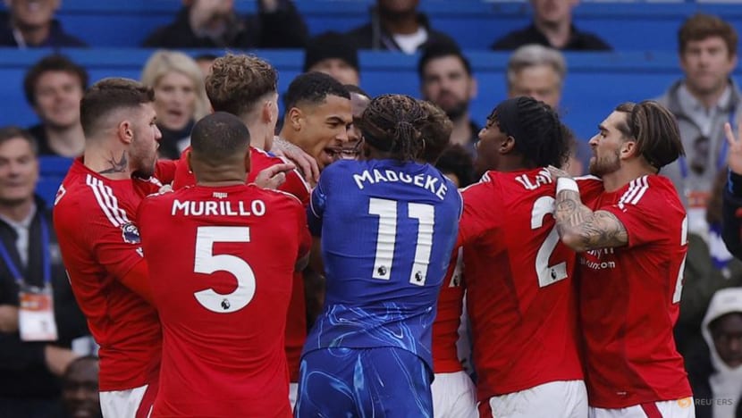 Forest earn point in frenzied 1-1 draw at Chelsea