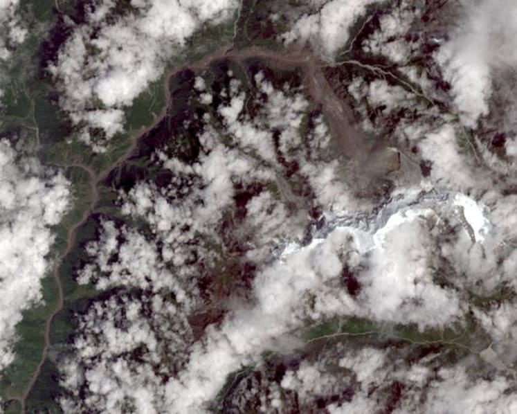 India steps up glacier monitoring after Nepal disaster