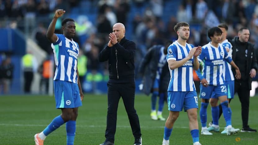 Welbeck dents Liverpool's Champions League hopes in Brighton, Everton thrash Chelsea 3-0