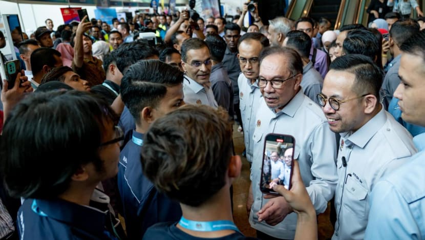 Malaysian civil servants to see record pay hike of over 13% from December: Anwar Malaysian civil servants to see record pay hike of over 13% from December: Anwar