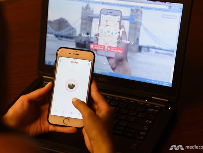 Commentary: Why are people on dating apps so boring and conversations so poor? - CNA Luxury