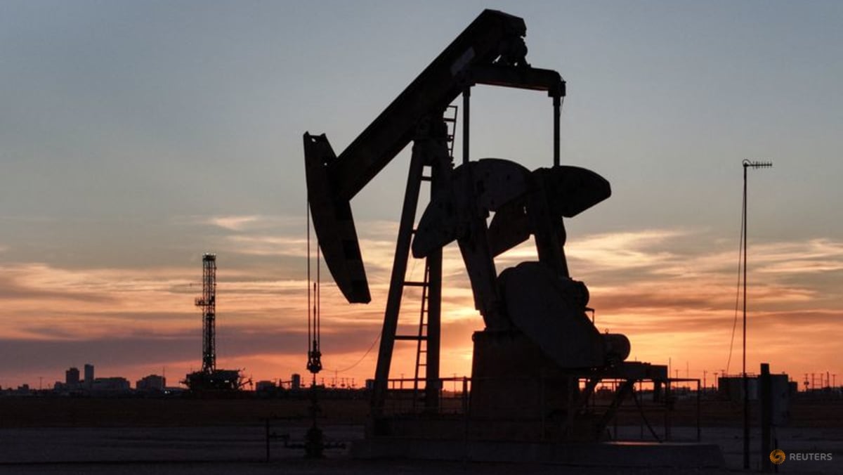 Oil prices hold near six-week highs on US-Iran attacks
