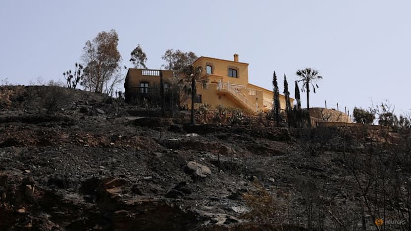Firefighters gain upper hand on deadly Spain wildfire
