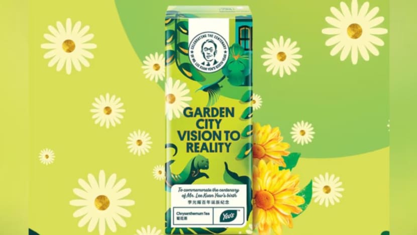 Use of Lee Kuan Yew's image on Yeo's commemorative drink packets 'respectful': Alvin Tan