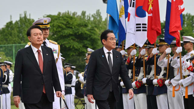 岸田文雄抵达首尔 将同尹锡悦举行首脑会谈