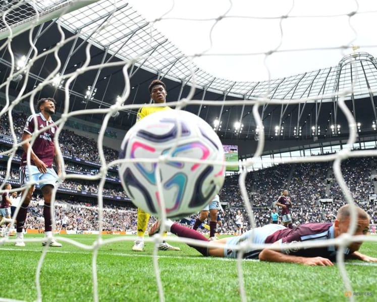 Villa expose familiar flaws as Tottenham slump continues