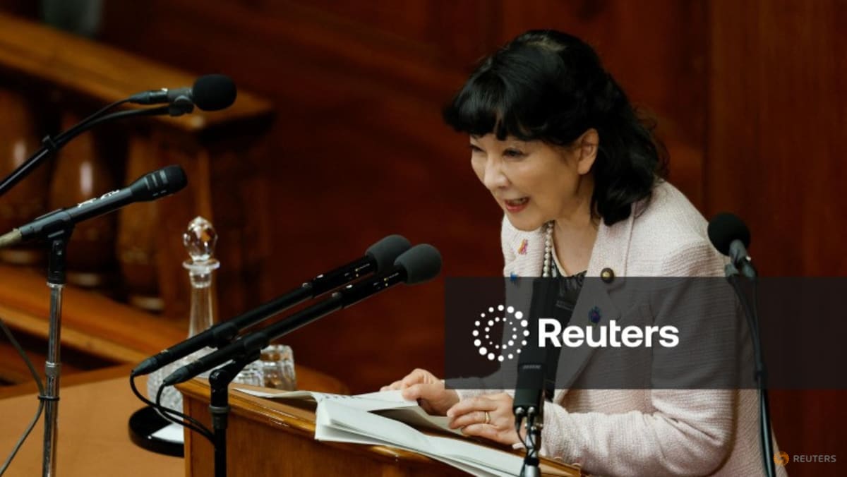 Japan finance minister says G7 likely to discuss bond volatility next week