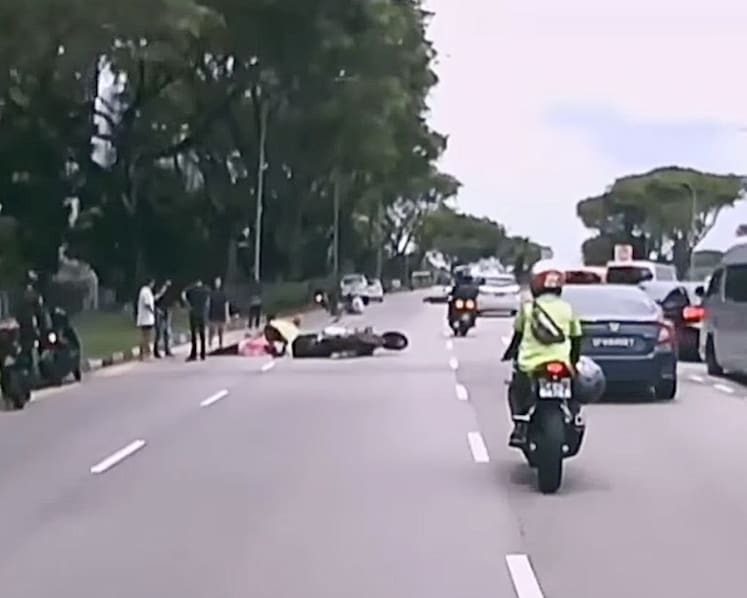 Food delivery rider, 24, killed in fatal accident along Gambas Avenue in Sembawang