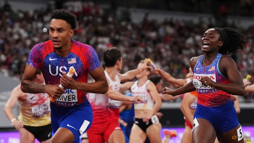 US storm to another 4x400m mixed relay gold