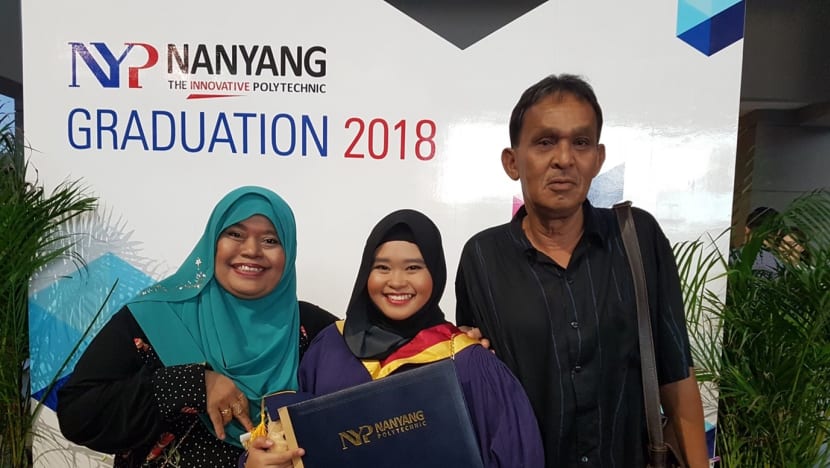 Nur Hana Supiahat jatuh cinta dengan kejururawatan; terus buru ijazah pertingkat diri Nur Hana Supiahat jatuh cinta dengan kejururawatan; terus buru ijazah pertingkat diri