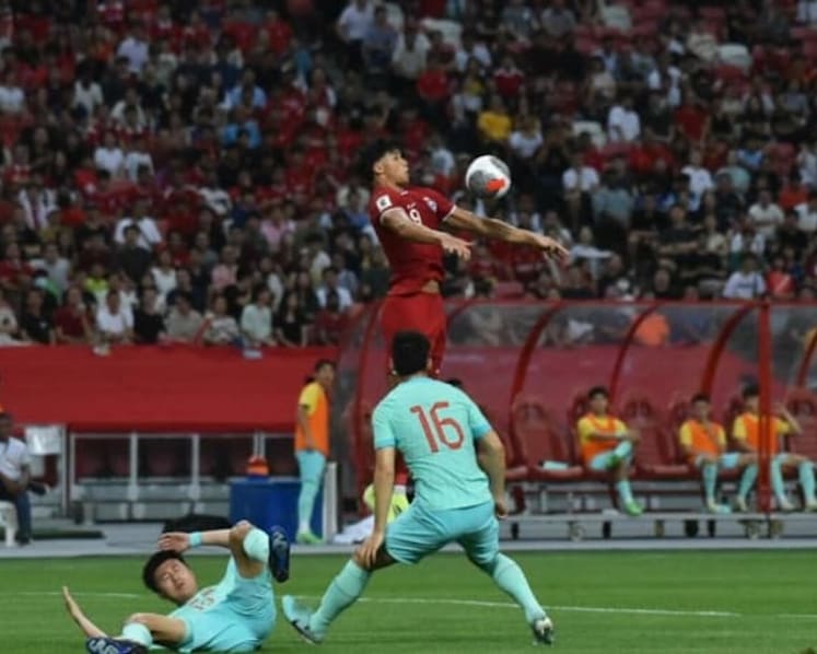 Singapore come back from 2 goals down to hold China in Lions coach Ogura’s opening game