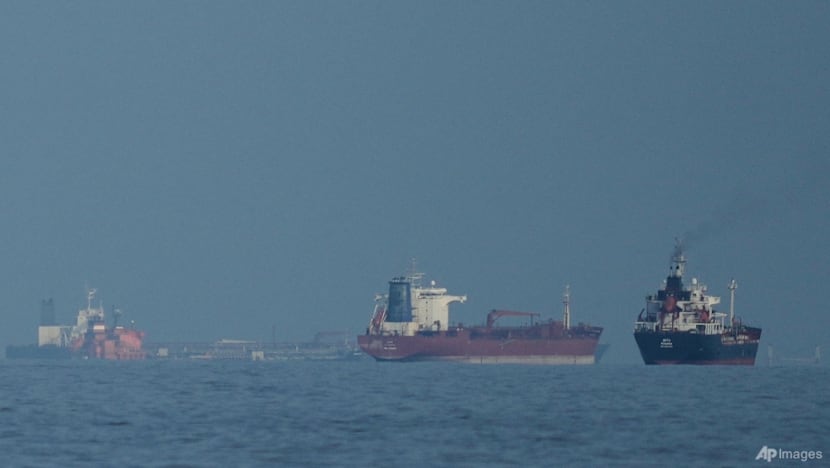 US issues new sanctions over Iran's oil shipments to China