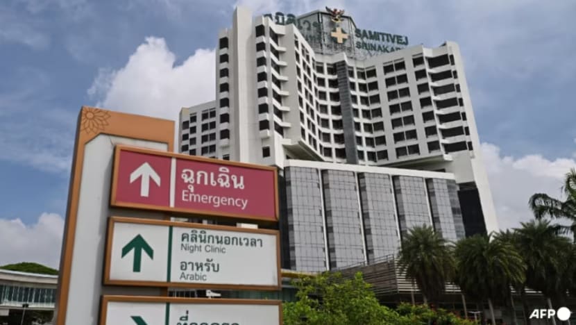 58 orang dalam SQ321 masih di hospital Bangkok; 2 rakyat SG di ICU 58 orang dalam SQ321 masih di hospital Bangkok; 2 rakyat SG di ICU
