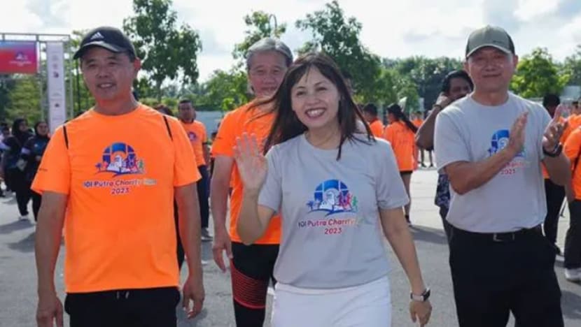 Penyokong & anggota DAP wajar undi calon UMNO, kata Setiausaha Publisiti Kebangsaan DAP Penyokong & anggota DAP wajar undi calon UMNO, kata Setiausaha Publisiti Kebangsaan DAP