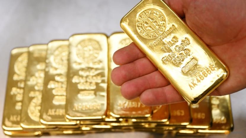 Gold maintains record rally as tariff fears spur demand Gold maintains record rally as tariff fears spur demand