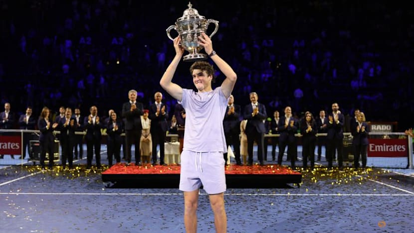 Brazilian teen Fonseca beats Davidovich Fokina to win biggest career title in Basel