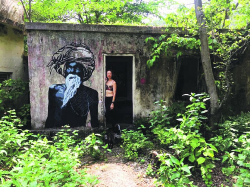 So you want to go to an ashram in Rishikesh