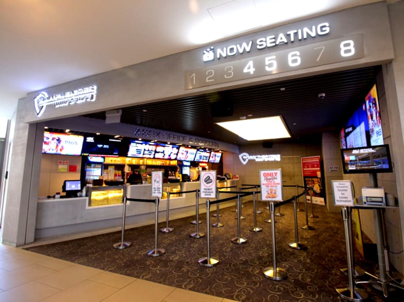 A couple had to be taken to hospital for treatment after being beaten by a man who was watching a movie with them in Seletar Mall, Sengkang. A couple had to be taken to hospital for treatment after being beaten by a man who was watching a movie with them in Seletar Mall, Sengkang.