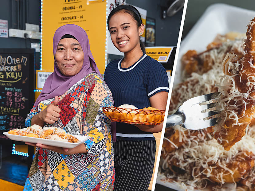 Indonesian &lsquo;Goreng Pisang&rsquo; With Cheese Draws Queues At Changi Rd Stall Opened By Batam Hawker&nbsp;