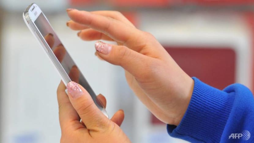 Commentary: Does being away from your smartphone give you anxiety? Commentary: Does being away from your smartphone give you anxiety?