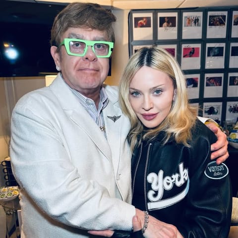 Elton John专门飞去Madonna身边,当睹她瞬间竟忍不住说出这句话!