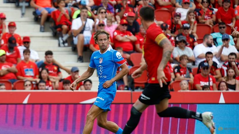 Mallorca hold 10-man Atletico to 1-1 draw