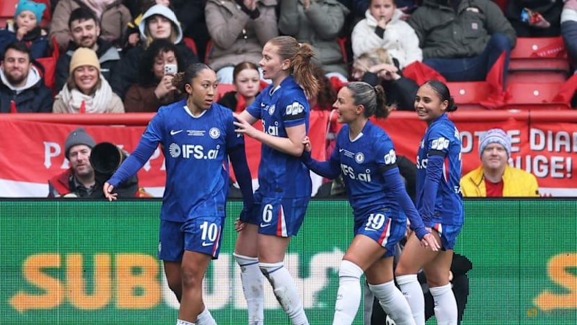 Electric James steers Chelsea to Women's League Cup final win over Manchester United