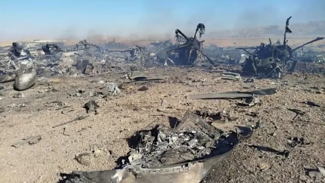 美军F-15飞行员称遭击落前 目睹伊朗无人机“水母编队”