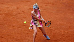 Frech stuns sixth-seed Andreeva, lucky loser Jabeur powers through